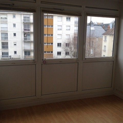 Location Appartement 1 pièce 18m² TOURS 37000 - Photo 2