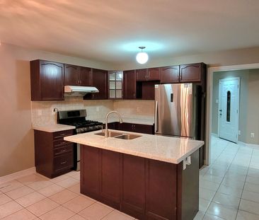 For Lease - 43 Snowy Owl Way, Toronto, Ontario - Photo 6