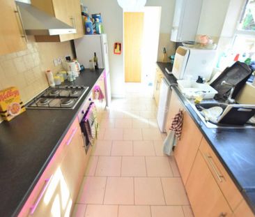 6 bedroom terraced house to rent - Photo 6