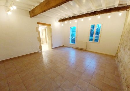Location Maison 4 pièces 175m² LA SAUVE 33670 - Photo 2
