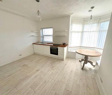 1 bedroom property to rent - Photo 2