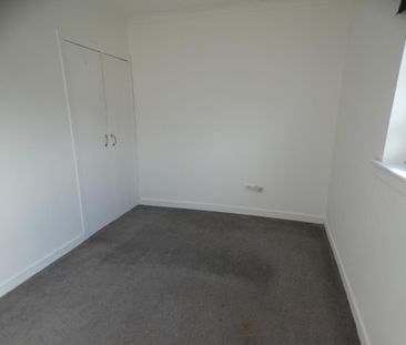 2 bedroom maisonette to rent - Photo 6