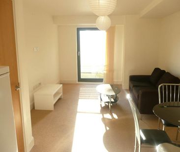 1 bedroom flat to rent - Photo 6