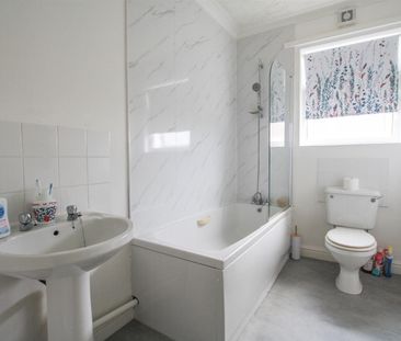 Lichfield Road, Great Yarmouth - Photo 5