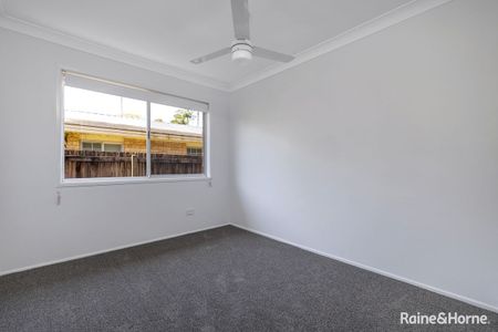 8 Mark St, Redland Bay, QLD 4165 - Photo 5