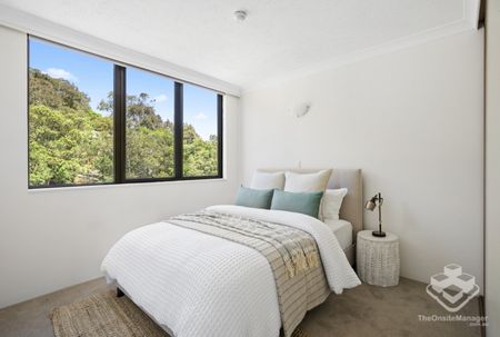 Beautiful Coastal Apartment | Heart of Burleigh Heads | Ocean Views - Photo 4