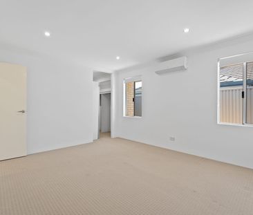 Welcome to 192 Clyde Avenue, Baldivis - a stunning family home - Photo 4