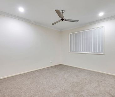 38 Whitehaven Drive, Blacks Beach - Photo 4