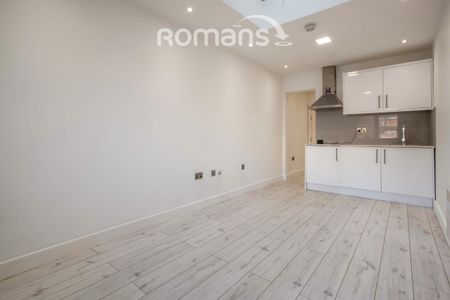 apartment to rent - Photo 2