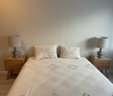 Rua de Álvares Cabral, Porto, Braga 4050-041 - Photo 3