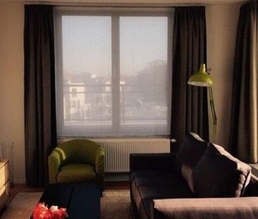 Appartement te huur in Brussel voor € 1.800 met 2 slaapkamers - Photo 2