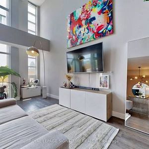 3 Bedroom, 2 Bathroom - Liberty Village Townhome - Photo 2