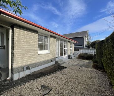 ​​Sunny 2-bedroom unit in Richmond - Photo 5