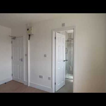 Studio Flat, Kings Road, HA2 - Photo 1