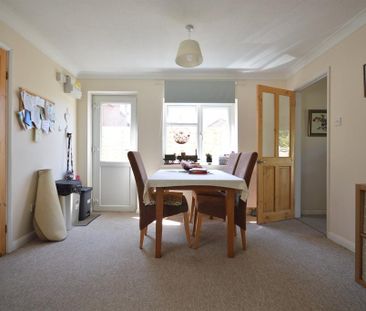 3 bedroom end of terrace house to rent - Photo 6