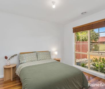 Don't Miss This One! - Photo 3