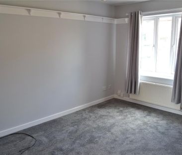 2 bedroom semi-detached house to rent - Photo 1