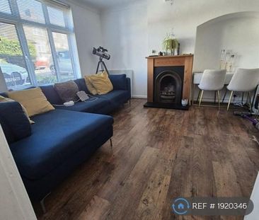 3 bedroom terraced house to rent - Photo 3