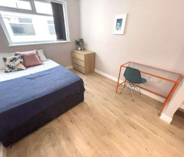 Kempston Street, L3 - Photo 1