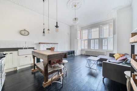 2 bedroom flat to rent - Photo 3