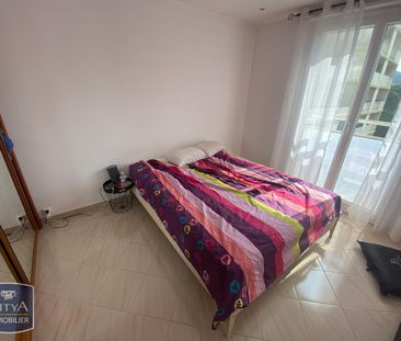 Location Appartement 1 pièce 43m² TOULON 83000 - Photo 2