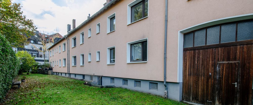 Wohnen mit Wohlfühlfaktor – Helle Vier-Zimmer-Wohnung mit Balkon in der Südstadt - Foto 1