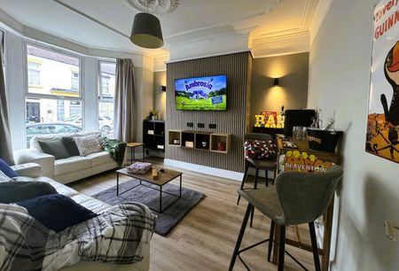 4 Bed Terraced House, Blantyre Road, L15 - Photo 3