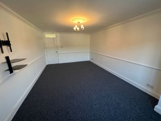 One Bedroom Flat to let in Stanford-Le-Hope - Photo 1