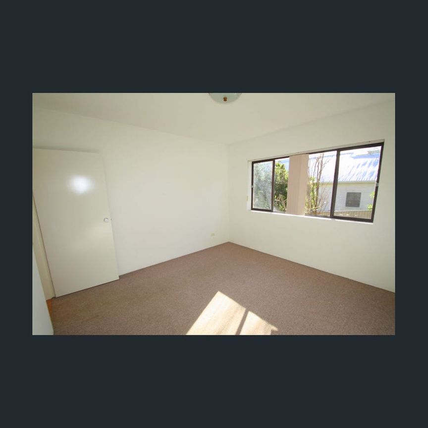 SUNNY UNIT AT THE JETTY - Photo 1