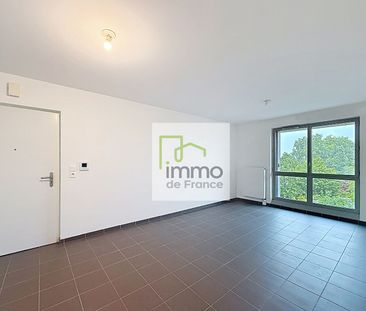 Location Appartement 3 pièces 77m² - Photo 5