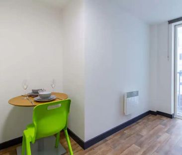 Deluxe Studio - Photo 2