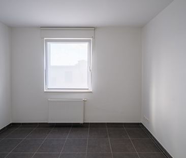 Instapklaar éénslaapkamerappartement met terras en autostaanplaats - Photo 3