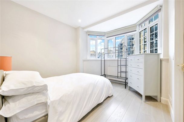 Stylish First-Floor Lateral Apartment in Hyde Park - Photo 1