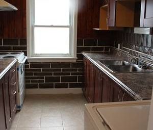 Rent:CenterTown 2bedroom Apt Nov1st - Photo 1