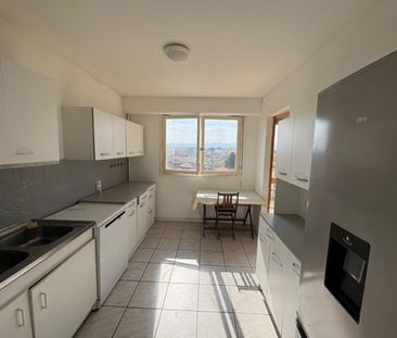 A LOUER - APPARTEMENT T2 ROANNE - Photo 2