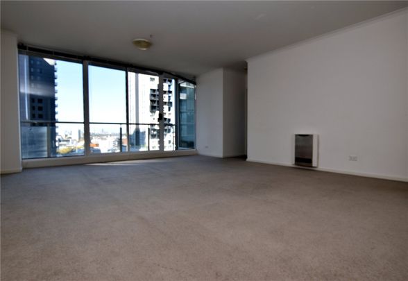 138/79 Whiteman Street - Photo 1