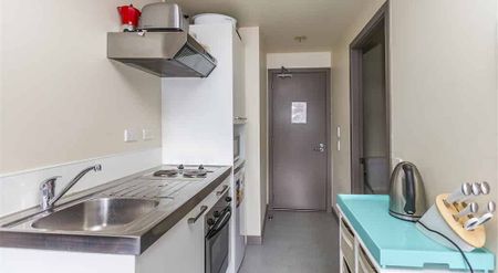 WONDERFUL WELLINGTON APARTMENT LIVING - Photo 5