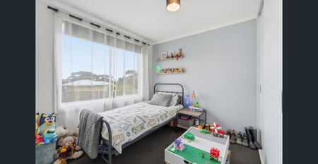 Warm, Welcoming & Pet-Friendly Living - Photo 3