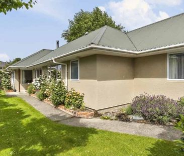 FAMILY Home in Mosgiel - Photo 3