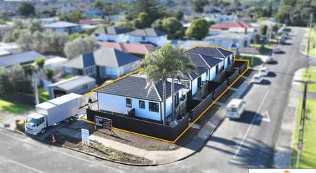 Three bedroom house Otahuhu - Photo 4