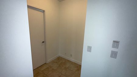 For Lease - 14 York Street Unit# 4012, Toronto, Ontario - Photo 5