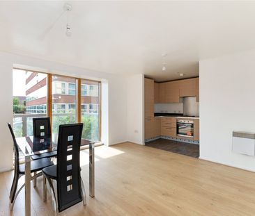 London Road, Isleworth, TW7 flat to rent - Photo 2