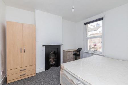 4 bedroom house share to rent - Photo 4