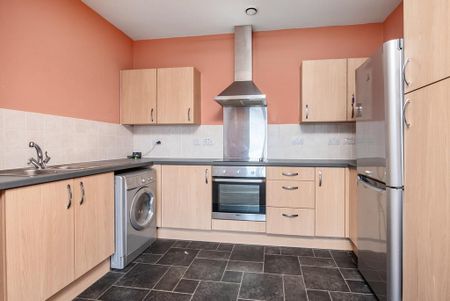 2 bedroom apartment to rent - Photo 5