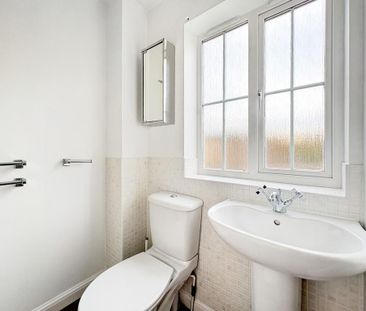3 bedroom terraced house to rent - Photo 5