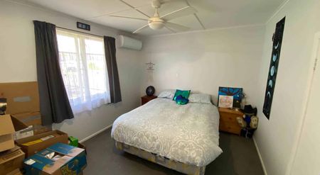 Top Spot Bungalow - Photo 4