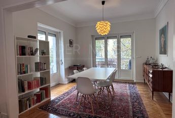 Apartamento T5 em Lisboa