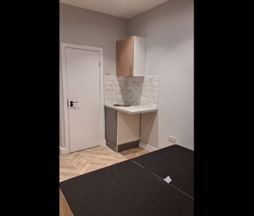 Bedsit, Bravington Road, W9 - Photo 5