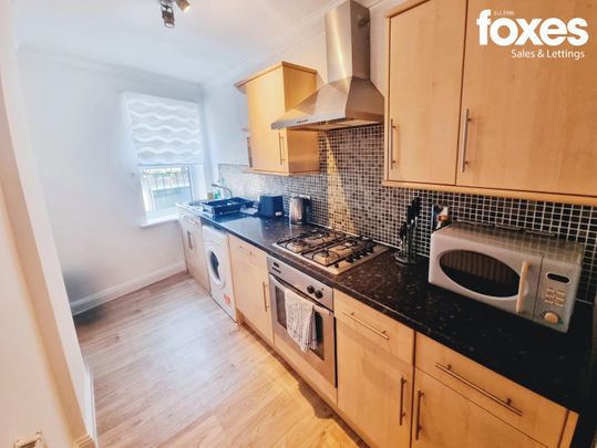 2 bed flat to rent in 16-17 The Triangle, Bournemouth, Dorset, BH2 5RY - Photo 1