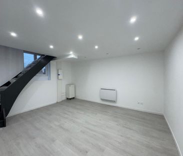 Location Appartement 4 pièces 179m² TOURCOING 59200 - Photo 3